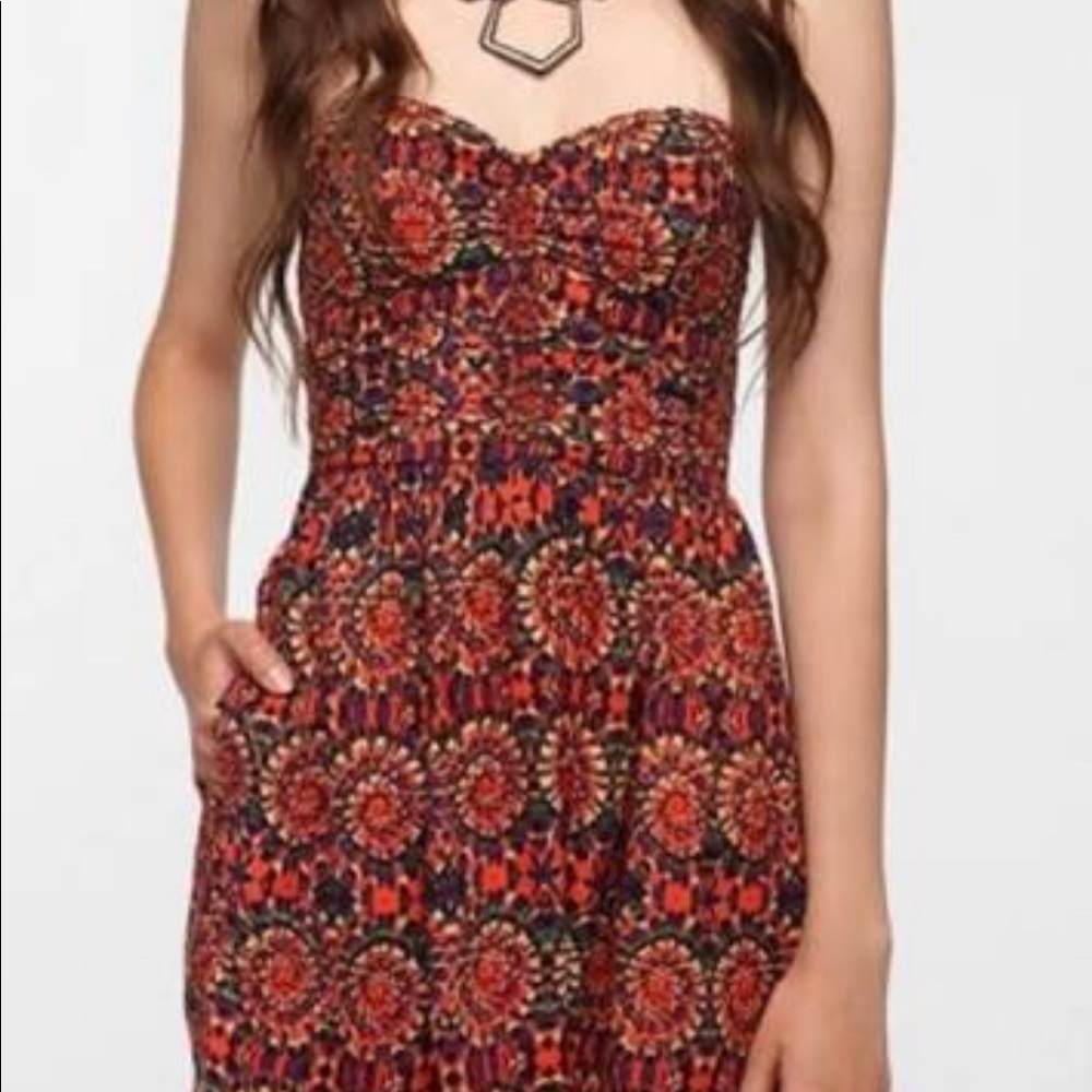 Strapless dress